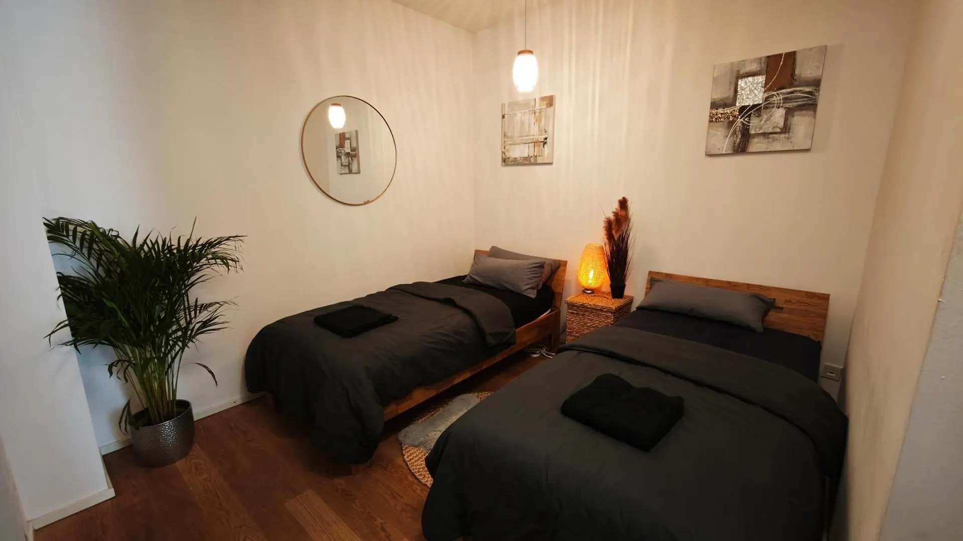 Ferienwohnung Am Hirschgarten - Zentral Gelegen München